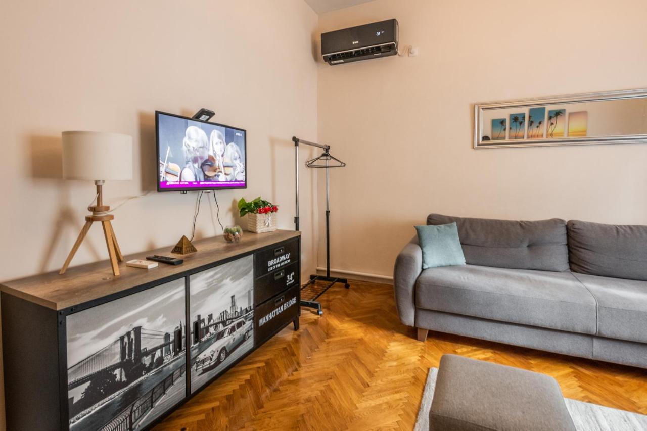 Neimar Apartment With Great Wi-Fi And Free Parking Белград Экстерьер фото